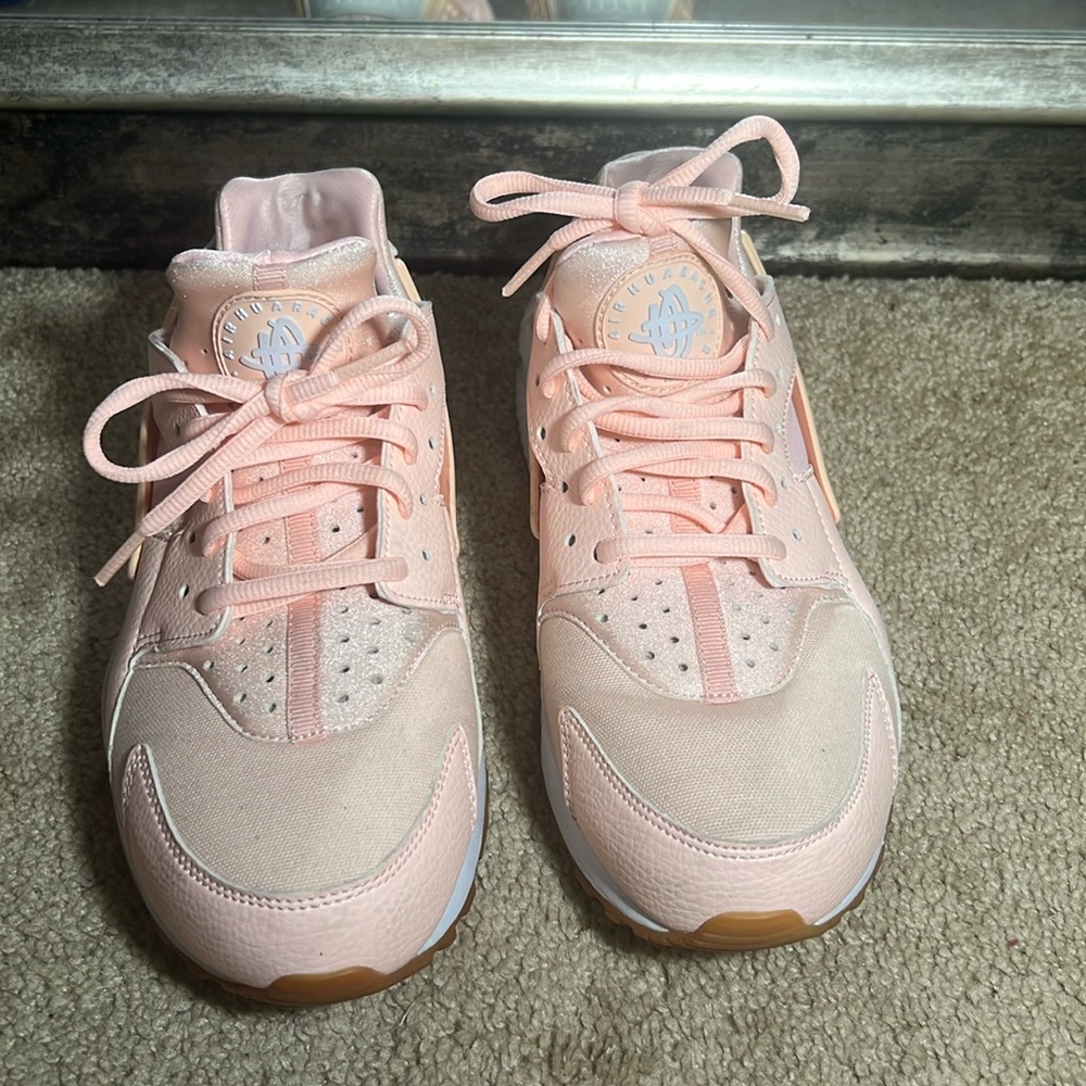 Wmns Air Huarache 'Sunset Tint'
